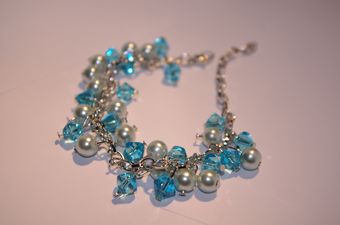 Bracelet 023 bleu pampilles